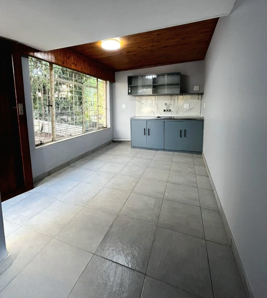 5 Bedroom Property for Sale in Fichardt Park Free State